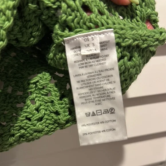 Free People Beach NWOT Green Crotchet Cropped Top in a Cotton/Polyester blend. - Picture 3 of 6